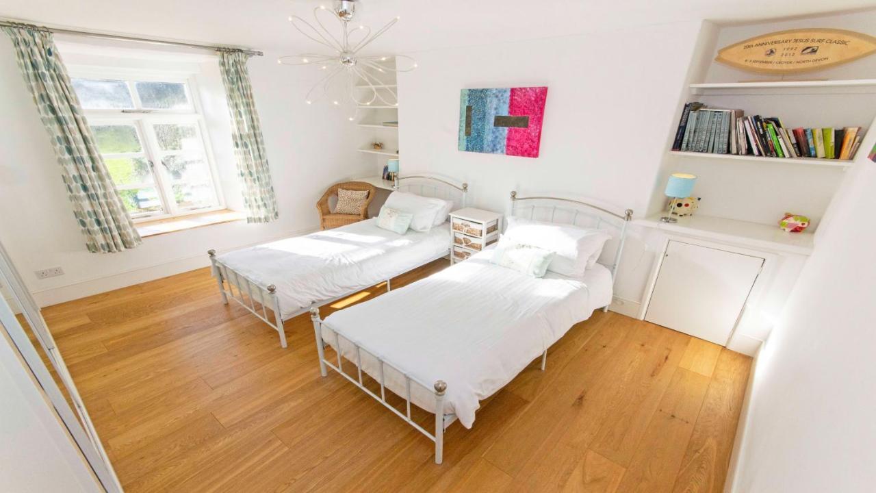 Crowborough Farm - Impressive & Sophisicated Home Surrounded By Unspoilt Countryside In Georgeham - Dog Friendly, Sleeps 14 Exterior foto